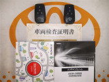 スマートキー付。取扱説明書とメンテナンスノートもあります☆品質評価シート付いてます!トヨタ認定中古車ライト!!
