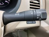 操作しやすい位置に配置されたウインカーレバー。スムーズな車線変更や右左折をサポートします。