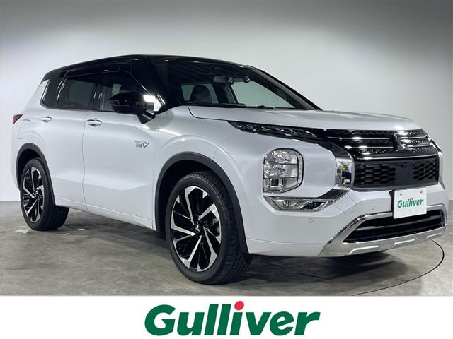 アウトランダー PHEV 2.4 P 4WD 本革シート