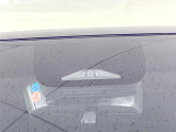 【トヨタセーフティセンス】走行中に前方の車両等を認識し、衝突しそうな時は警報とブレーキで衝突回避と被害軽減をアシスト。より安全にドライブをお楽しみいただけます。