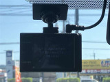 万が一のトラブルのときにも役に立つドライブレコーダーを装備しています。側面衝突や幅寄せ・割り込み対策に!