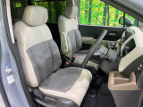 運転席シート廻りは使用感も少なく、良好な状態となっています。丁寧に使われていたことがよくわかりますね。
