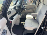 毎日全国の仕入れ先から厳選した車を仕入れております!プロの査定士の検査を受けた車を仕入れ、入庫後も社員が1台1台を走行チェックや状態確認・装備確認などを入念に行います。