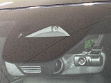 【i-ACTIVESENSE】走行中に前方の車両等を認識し、衝突しそうな時は警報とブレーキで衝突回避と被害軽減をアシスト。より安全にドライブをお楽しみいただけます。