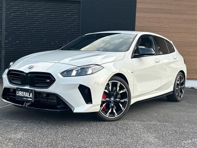 1シリーズ M135 xドライブ 4WD ワンオーナー 修復歴無し