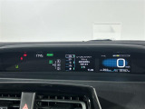 【スピードメーター】メーターがシンプルで見やすく運転しやすいですね!