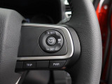 【全車速追従機能付アダプティブクルーズコントロール】走行中に先行車の様子を検知しながら、設定した車速の範囲内で先行車との距離のキープを支援。疲れにくく、長距離運転中の渋滞なども快適に運転できます。