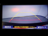 狭い駐車場や立体駐車場などもリアルに映るバックガイドモニター付でラクラク駐車♪