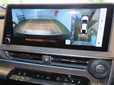 バックガイドモニターで、後方を確認しながら安心して駐車することができます。運転初心者も熟練者も必須の機能ですよ!