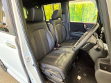 運転席シート廻りは使用感も少なく、良好な状態となっています。丁寧に使われていたことがよくわかりますね。