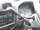 こちらの車には、日産U-CARSの基本保証として、ワイド保証がつきます。保証は、なんと一年間走行無制限。こちらの保証は、全国の日産販売会社で受けることができるので、安心です。