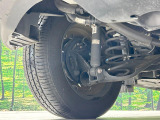 お車を安心してお乗りいただく為には、足回りの定期点検が欠かせません。サービスサポート(有償保証)では無料点検もご提供しており、安心のカーライフをお過ごしいただけるサポート体制が整っています。
