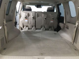 シートアレンジが多彩で、荷物の大小に応じてスペースを変えられる便利なお車です!