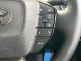 【レーダークルーズコントロール】高速道路での長距離走行が楽に!!自動で速度を保つクルーズコントロールが、衝突軽減システムと連携し、前方の車両を感知して車間を保つように速度調節してくれます!!