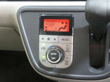 オートエアコン機能で、車内を自動的に、設定した温度に保ってくれます。