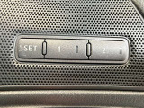 【運転席ポジションメモリー付パワーシート】ワンタッチで記憶させていたシートの前後・リクライニングはもちろん、シートリフターも備えます☆快適なドライブをお楽しみ下さい♪