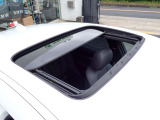 ☆関東運輸局認証工場 自動車分解整備事業 2-6030☆☆プッシュプル式板金塗装ブース完備/STANDOX製塗料を使用しております☆無料代車30台完備!各種メンテナンス、板金作業お任せください!