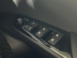 【パワーウインドウ】運転席のスイッチで、各席の窓ガラスの開閉ができます!あると便利ですよね!