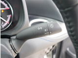 入庫時・販売時・納車前に、弊社基準の68項目に及ぶ点検整備を実施しております。