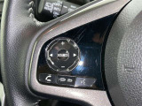 ステアリングスイッチ装備!運転しながら手元でオーディオの操作などができます。