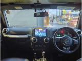 視認性に優れたインパネで、運転に必要な情報をひと目で確認できます。