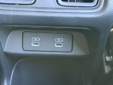 後席の方向けにUSBポートが充電用2か所ございます☆