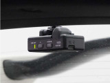 ◆リアにもドライブレコーダーを装備しております◆映像・音声などを記録する自動車用の装置です。もしもの事故の際の記録はもちろん、旅行の際の思い出としてドライブの映像を楽しむことができます。