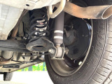 お車を安心してお乗りいただく為には、足回りの定期点検が欠かせません。サービスサポート(有償保証)では無料点検もご提供しており、安心のカーライフをお過ごしいただけるサポート体制が整っています。