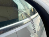 ●ブラインドアシストセンサー:視角からの車を感知し、ドライバーが車線変更を行う際に、警告音と共に注意を促してくれる安全支援機能です!
