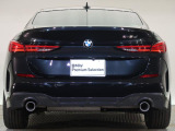 BMWのお車は、走行の安定性とコーナリングの良さを追求し、思い通りにハンドルの操作可能です。試乗車もご用意しておりますので、ぜひ&ldquo;駆け抜ける歓びをご体感ください!