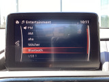 Bluetoothに接続することで、スマートフォンに入っている音楽アプリを車内で楽しめたり、通話が出来ます♪