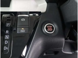 電動パーキングブレーキを搭載。スイッチ操作でパーキングブレーキを作動・解除することが可能ですので、操作の力が不要ですよ♪