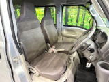 運転席シート廻りは使用感も少なく、良好な状態となっています。丁寧に使われていたことがよくわかりますね。