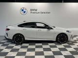 BMWを熟知したメカニックによる100項目の点検・整備を行います。不具合箇所、交換時期に達している部品に関しましては、全て当社負担で交換してからのご納車となります。