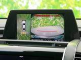 狭い場所での駐車も安心。後方の状況をわかりやすく表示し、安全な運転をサポートします。運転に自信がない方にもおすすめです。