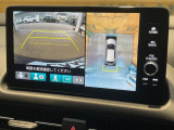 【マルチビューカメラシステム】専用のカメラにより、上から見下ろしたような視点で360度クルマの周囲を確認することができます☆死角部分も確認しやすく、狭い場所での切り返しや駐車もスムーズに行えます。