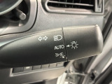 便利なオートライト付です。