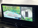 【アラウンドビューモニター】専用のカメラにより、上から見下ろしたような視点で360度クルマの周囲を確認することができます☆死角部分も確認しやすく、狭い場所での切り返しや駐車もスムーズに行えます。