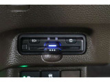 高速道路走行の料金所をノンストップで通過できるETCを装備!※ ETCカードのお申し込みも当社にお任せ下さい!