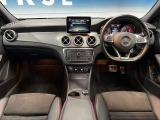 GLAクラス GLA180 スポーツ ホワイト&ブラックエディション 