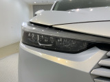LEDヘッドライトは、点灯の瞬間から最大光量を発揮し、突然暗くなるトンネルなどでの安定感を高めます。
