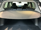 パーセルカバー付き。荷室のプライバシーを守ってくれます。見た目もスッキリ、防犯性も高まります。