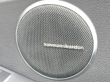 ●harman/kardonサウンドシステム:オーディオ専門メーカーが手掛けるプレミアムスピーカーを装備。多数のスピーカーから、音の粒立ちまで分かる高品質な音楽をお楽しみいただけます。