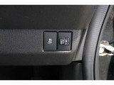 【横滑り防止装置】ドライバーの安全運転をアシストしてくれる装備が充実しています☆ドライバーの不安を安心へと変えてくれますね。