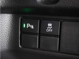 ◆パーキングセンサーシステム◆車庫入れの時などに近くに障害物がある場合、障害物までの距離を音で知らせてくれます。