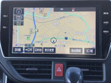 わかりやすい表示で、目的地への道案内をしっかりサポート。スムーズな移動を助け、初めての場所でも安心して運転できます。