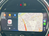 ●Apple Car Play:スマホとの有線接続で、ナビ・オーディオ再生などスマホのアプリ機能が画面でも使える便利機能です!