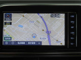 直感的に操作出来るナビゲーションを搭載。ルート案内が分かりやすく、運転中のストレスを軽減します。目的地までスムーズに導いてくれる、実用性の高い装備です。