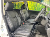 運転席シート廻りは使用感も少なく、良好な状態となっています。前オーナー様が丁寧に使っていたことがよくわかりますね。