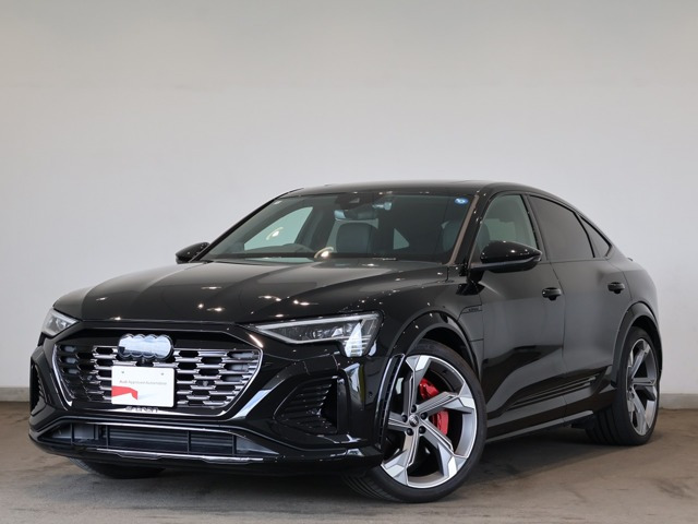 アウディ SQ8スポーツバック e-tron 